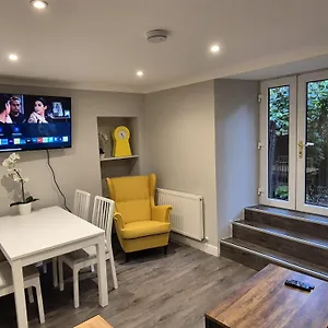 https://first-seagate-house-apartment.edinburghhotelsuk.org